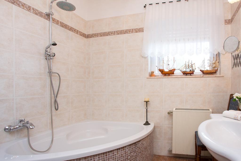 אופטיה Apartment Doris חדר תמונה